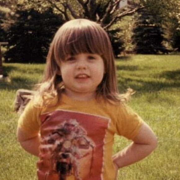 Meet your Posher, Julia - Picture 1 of 3